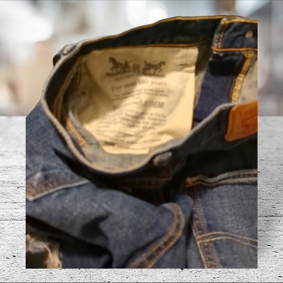 Levi's 569 100% cotton denim shorts size 30 - Picture 5 of 6